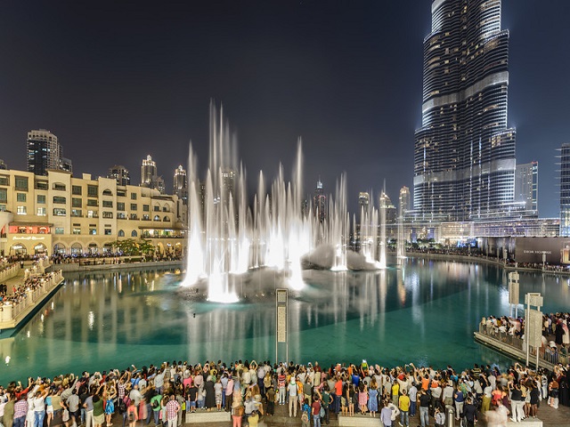 Поющие фонтаны в Дубае - экскурсии в ОАЭ